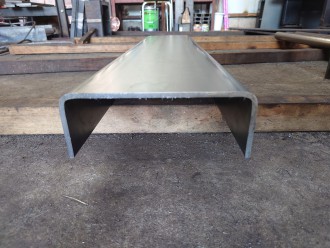 一般鋼材(形鋼) 軽溝形鋼　チャンネル 6×200×75×300 